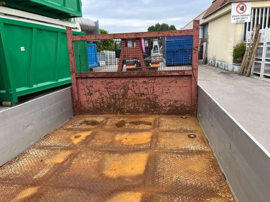 CONTAINER SCARRABILE A PIANALE CON SPONDE Photo 6