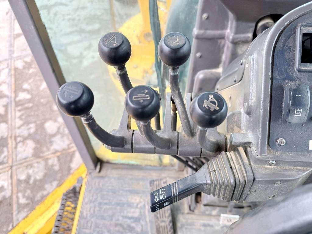 Volvo G970 - 5.5 Meter Blade / EPA Certified Photo 8