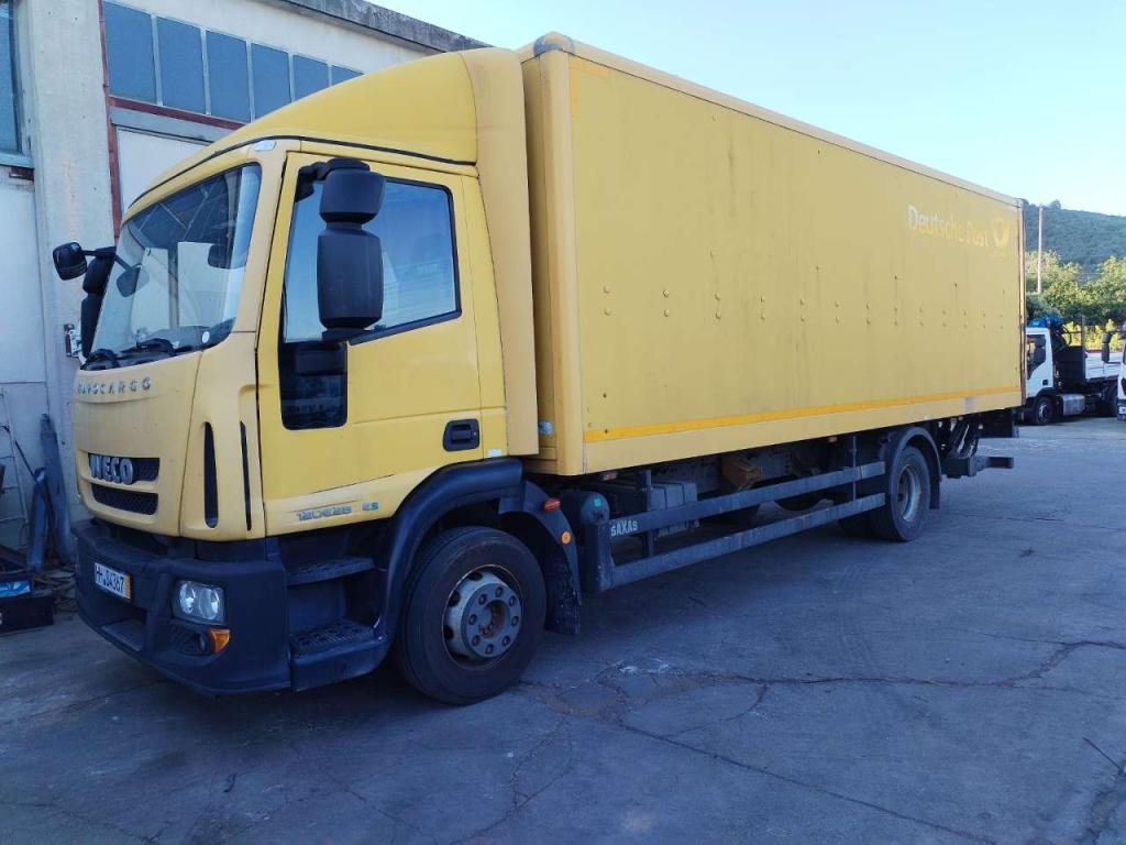 Iveco EUROCARGO CUBE 120E28P Photo 2