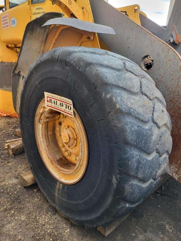 Volvo rims VOE11020575 for Volvo L110E, L120C, L120D, L120E Photo 5