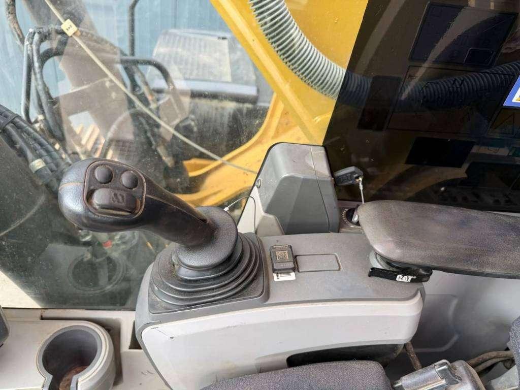 Caterpillar 329E L - NEW CHAINS AND TRACKS Photo 24
