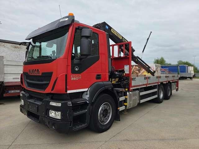 Iveco AD260S36Y/PS Photo 2