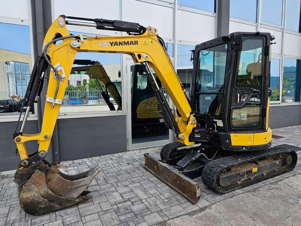 Yanmar VIO33-6 Photo 2