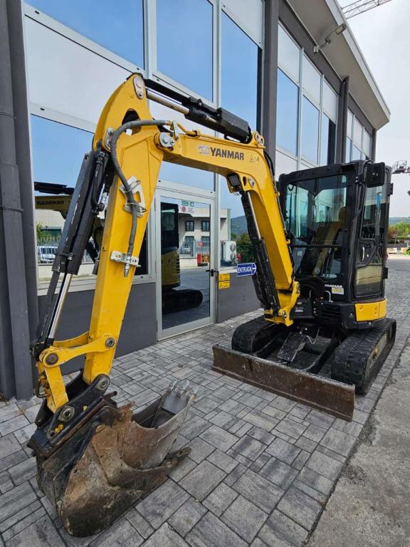Yanmar VIO33-6 Photo 8