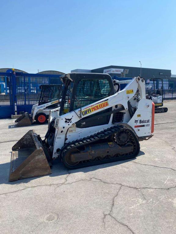 Bobcat T590 Photo 12