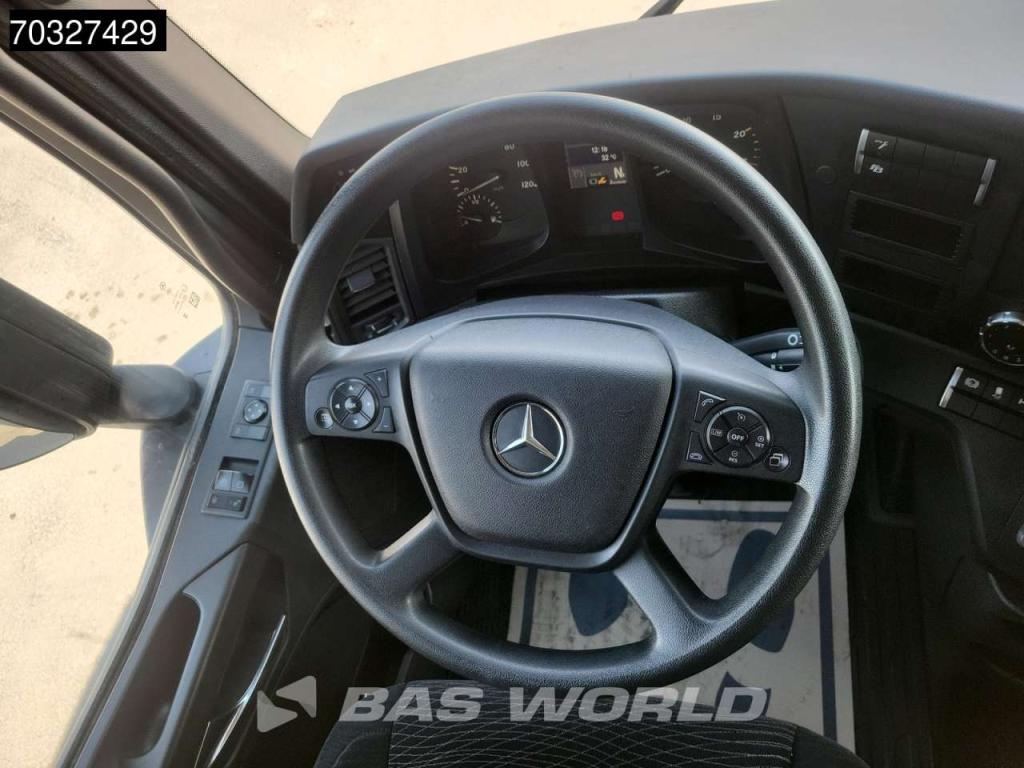 Mercedes-Benz Actros 1851 4X2 BigSpace 2x Tanks Standklima Photo 24