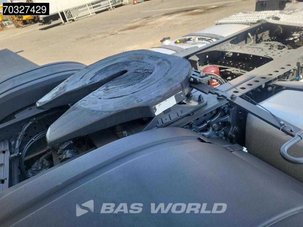 Mercedes Actros 1851 4X2 BigSpace 2x Tanks Standklima Photo 15