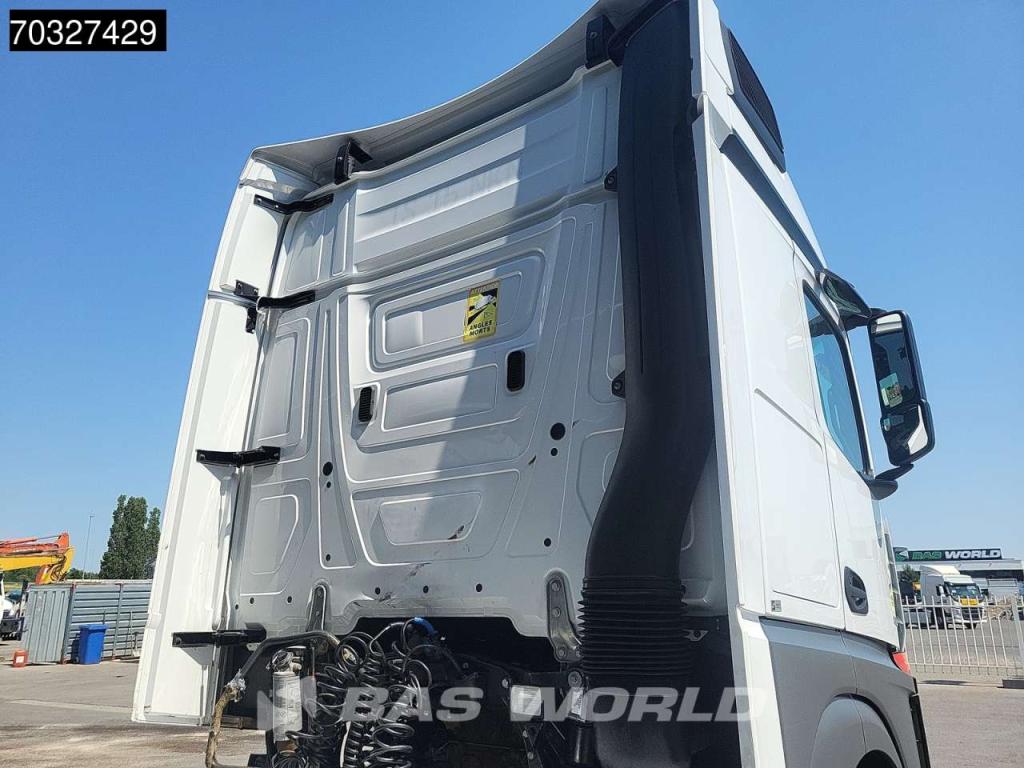 Mercedes Actros 1851 4X2 BigSpace 2x Tanks Standklima Photo 7