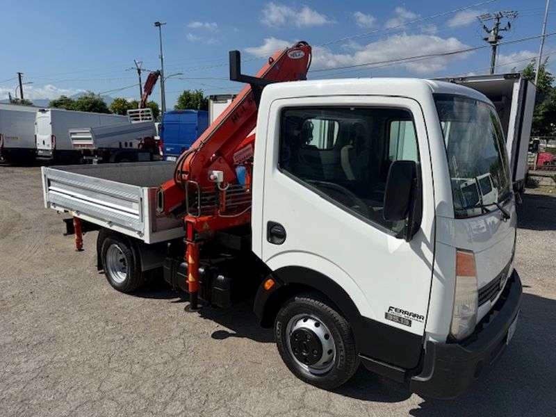 Nissan cabstar 35.13 Photo 2