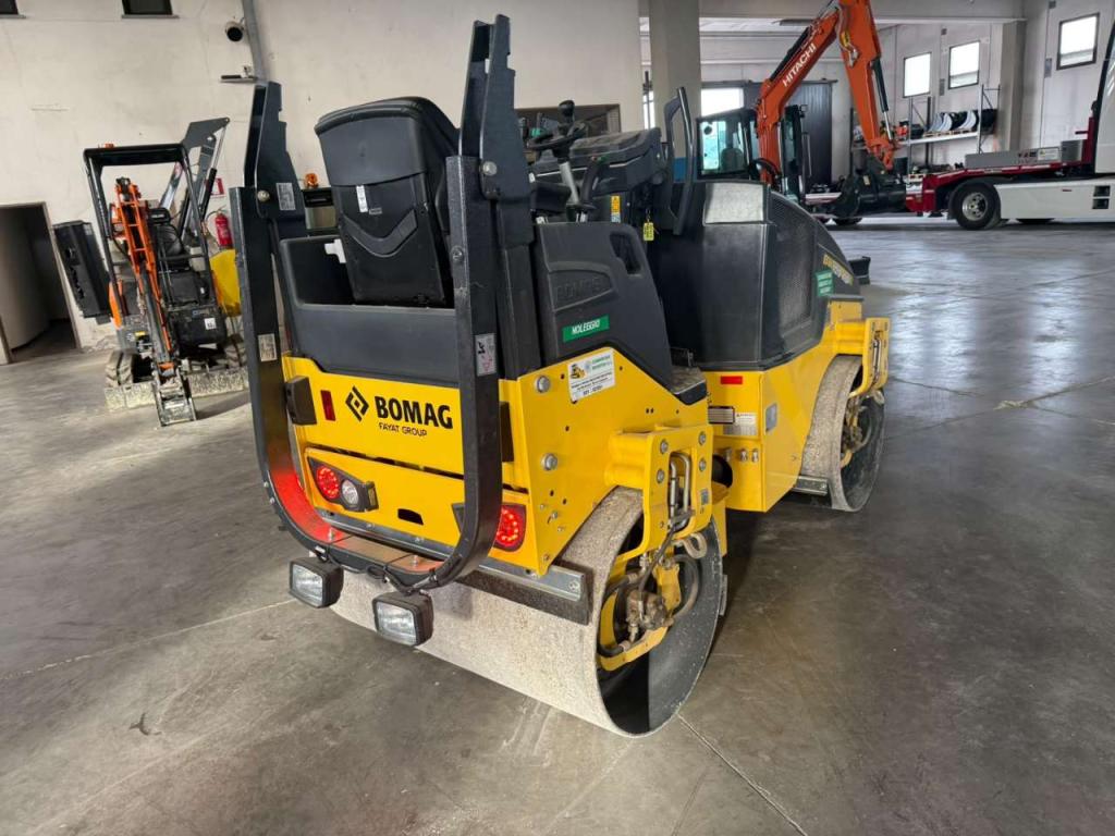Bomag BW 120 AD Photo 2
