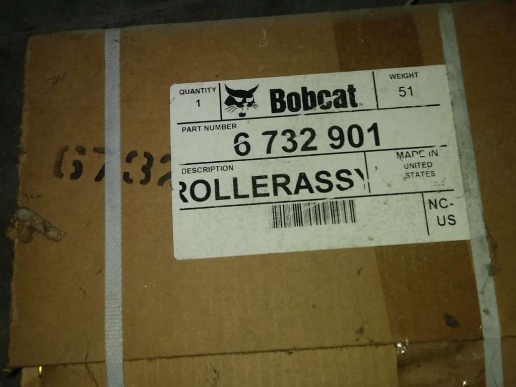 Bobcat T200 Photo 6
