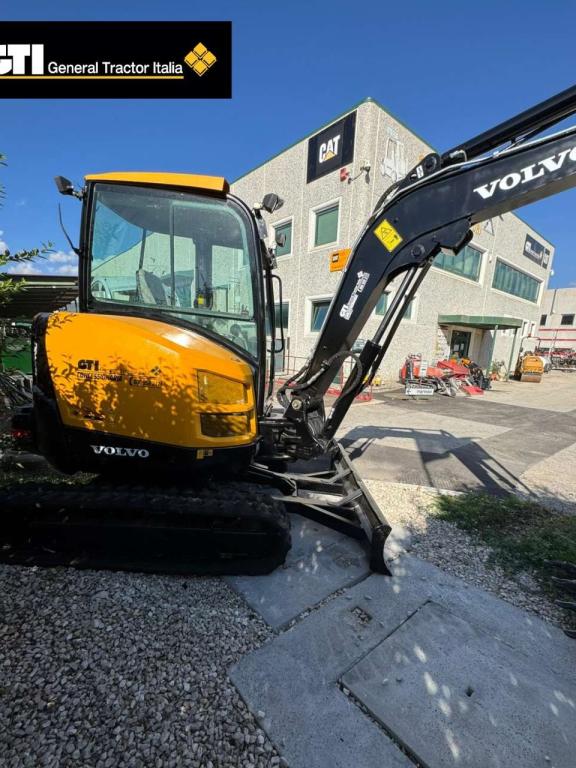 Volvo ECR40D Photo 1