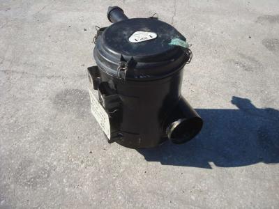 Boîtier de filtre à air pour ZAXIS 210-3 E 240-3 en vente par OLM 90 Srl
