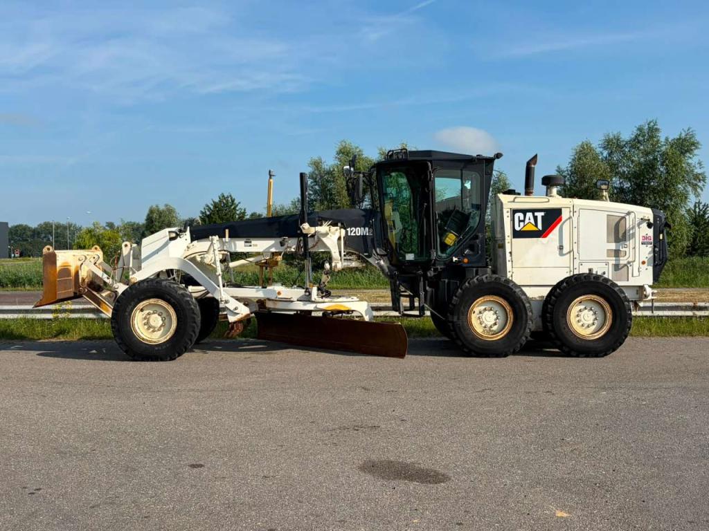 Caterpillar 120M2 CE - Trimble 3D GPS Photo 1