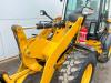 Caterpillar 908M - Bucket + Forks / Automatic Greasing Photo 17 thumbnail