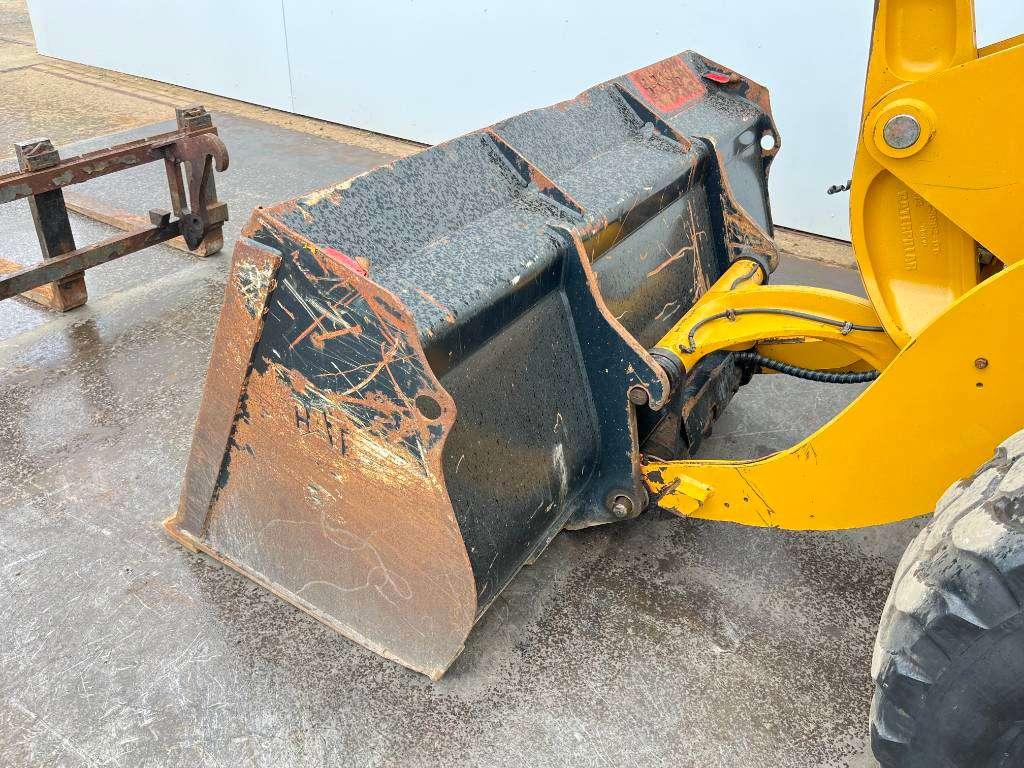 Caterpillar 908M - Bucket + Forks / Automatic Greasing Photo 14