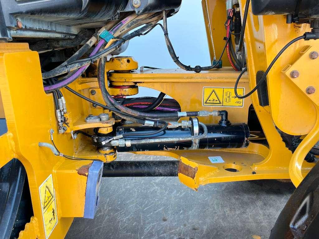 Caterpillar 908M - Bucket + Forks / Automatic Greasing Photo 23