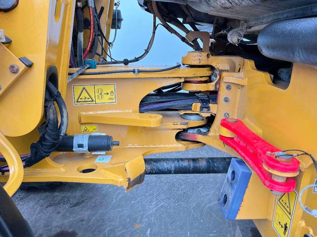 Caterpillar 908M - Bucket + Forks / Automatic Greasing Photo 24