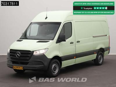 Mercedes-Benz Sprinter 319 CDI 3.0L V6 Automaat 2x Schuifdeur L2H2 190PK Trekhaak Navi Airco Cruise MBUX CarPlay en vente par BAS World B.V.