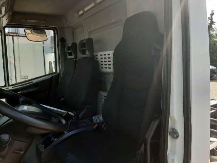 Iveco EUROCARGO 100E19 Photo 16