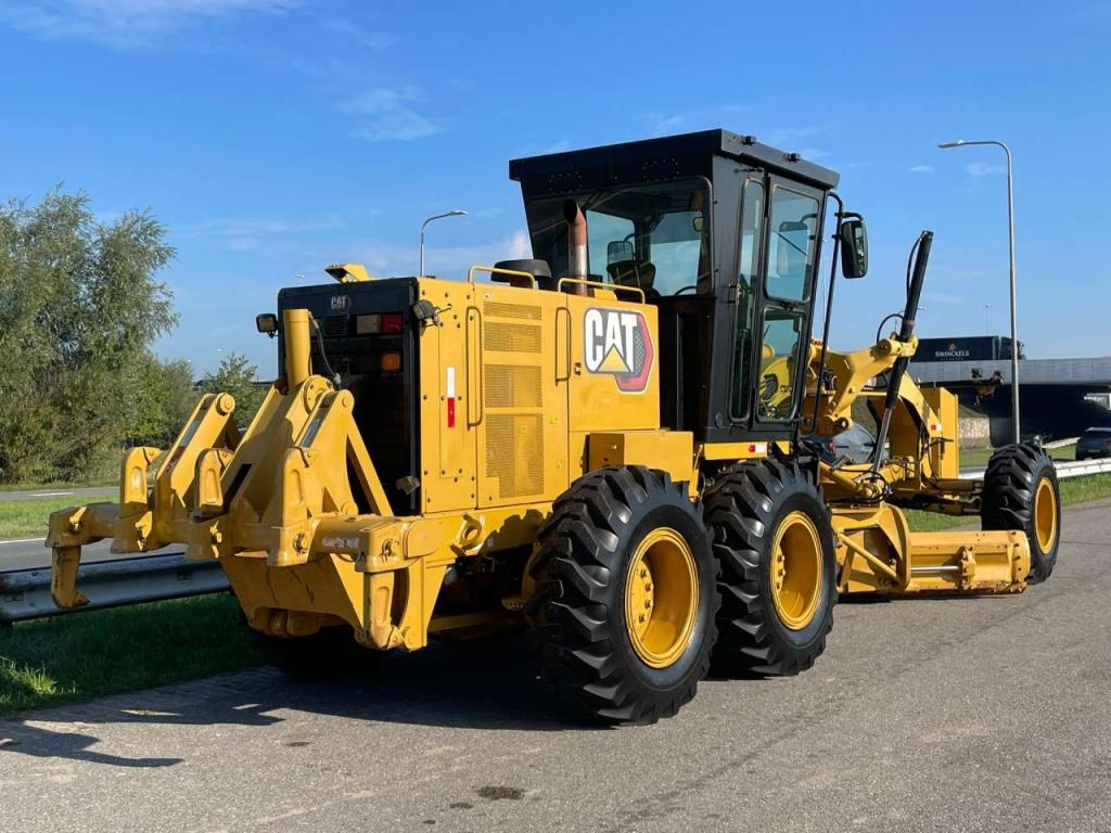Caterpillar 140k Photo 5