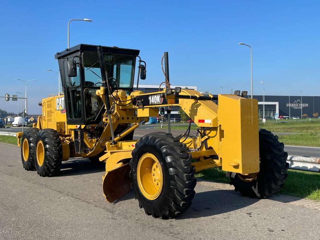 Caterpillar 140k Photo 7