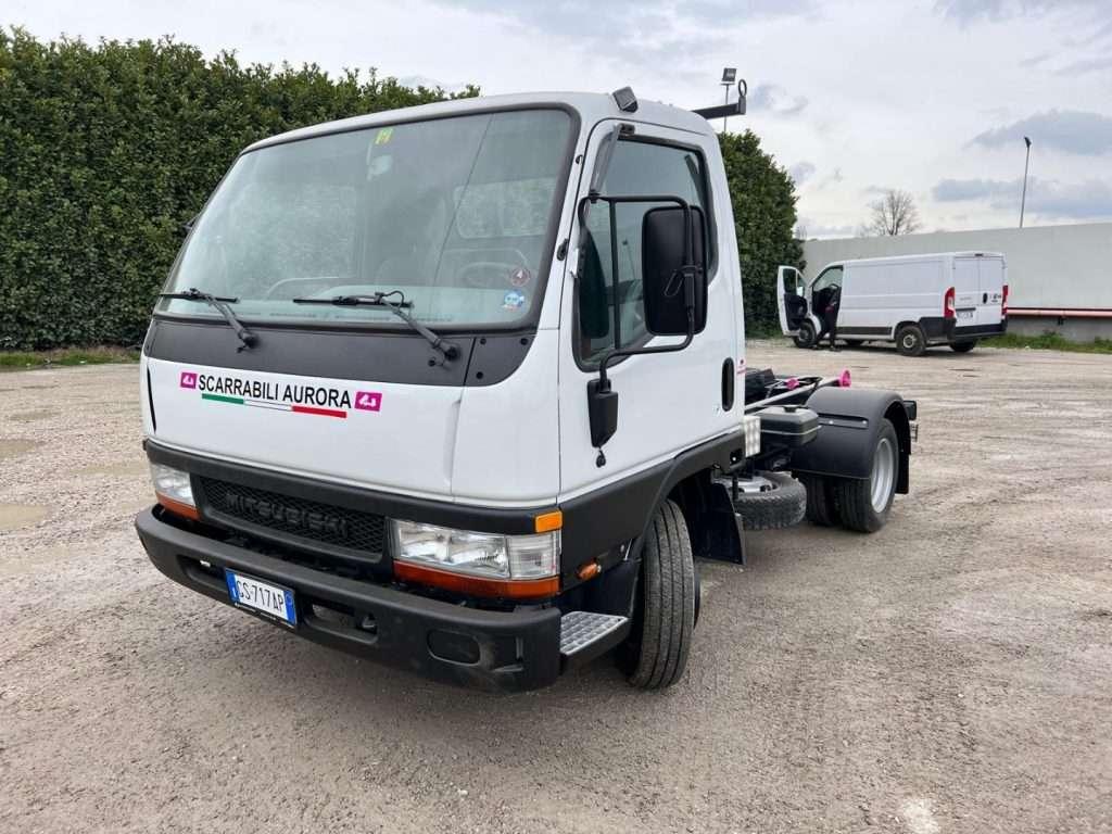 Mitsubishi CANTER 3.0 SCARRABILE Photo 2