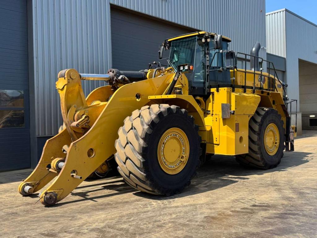 Caterpillar 988 XE High Lift Photo 2