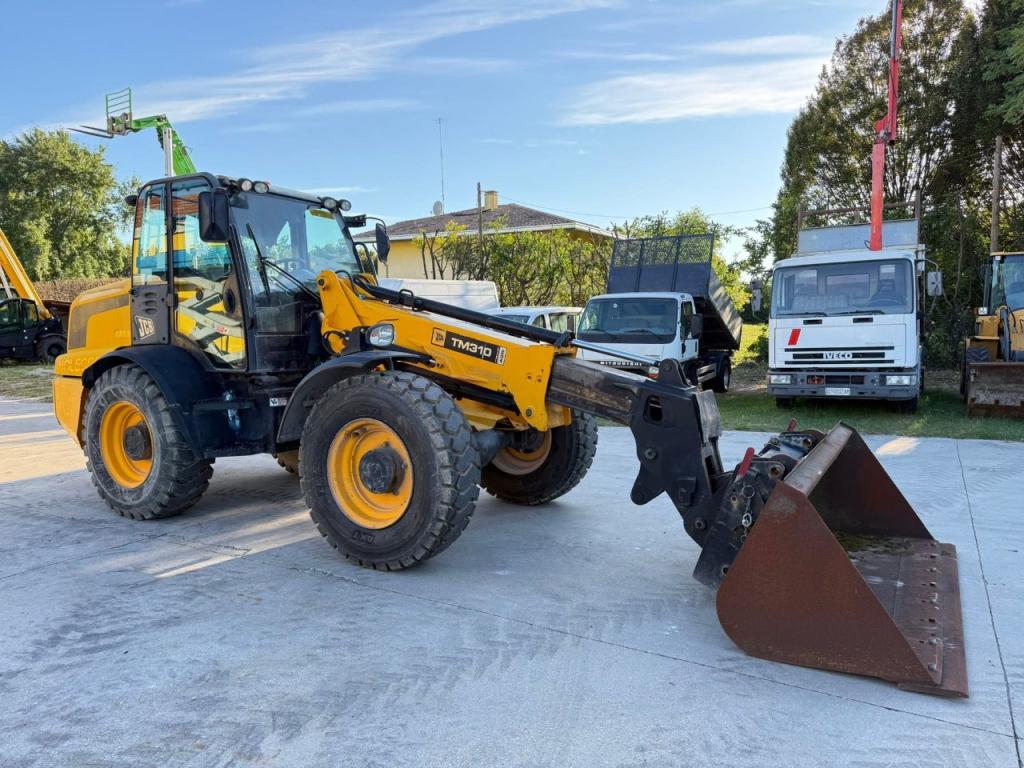 JCB TM 310 AGRI Photo 2
