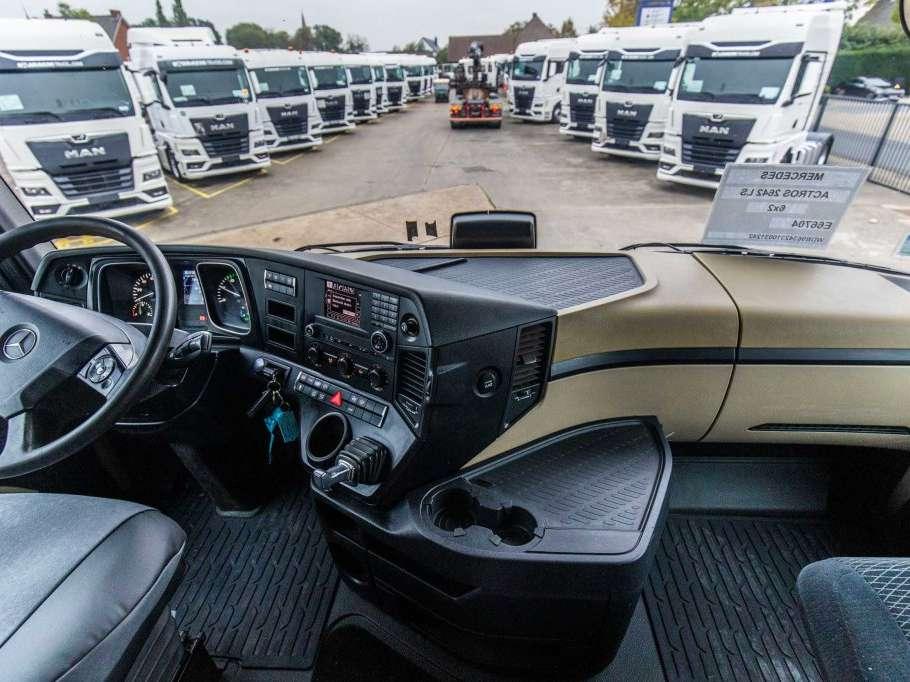 Mercedes-Benz ACTROS 2642 LS Photo 14