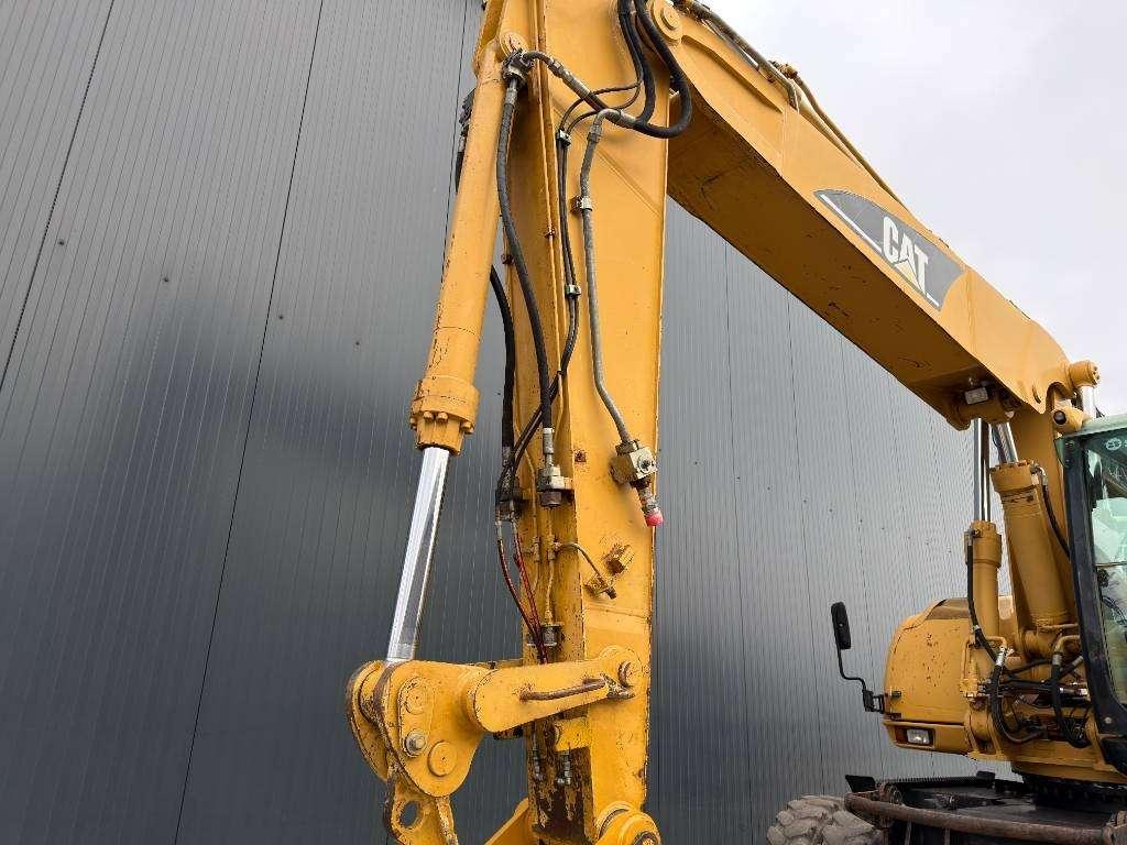 Caterpillar M322C Photo 15