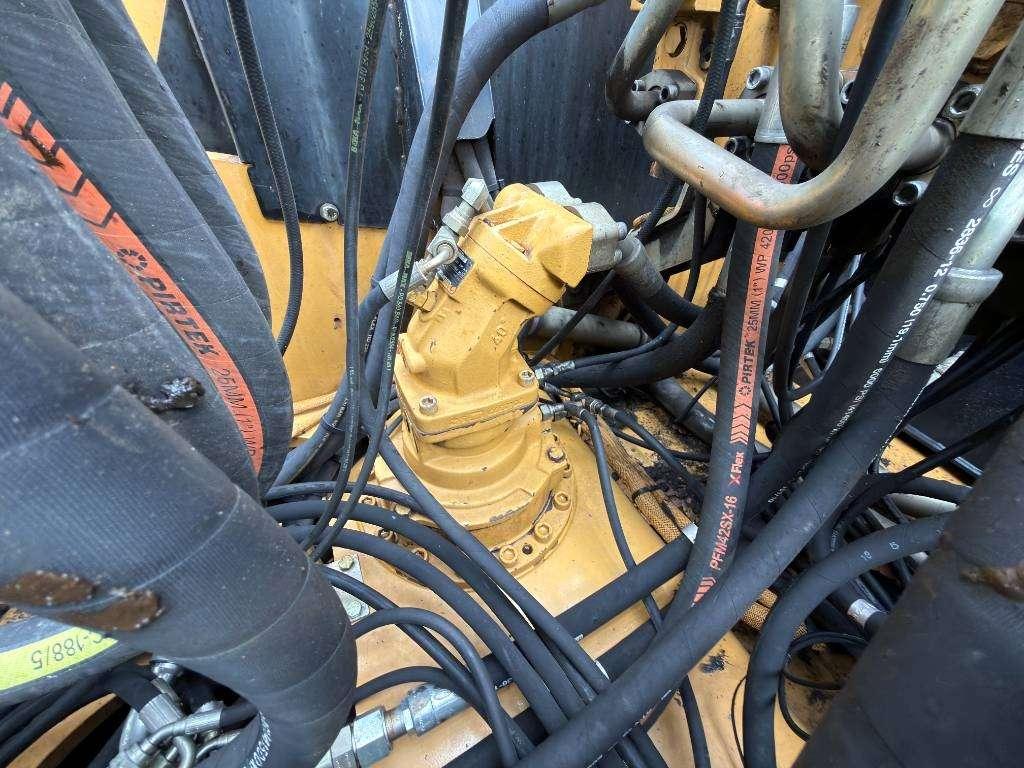 Caterpillar M322C Photo 27