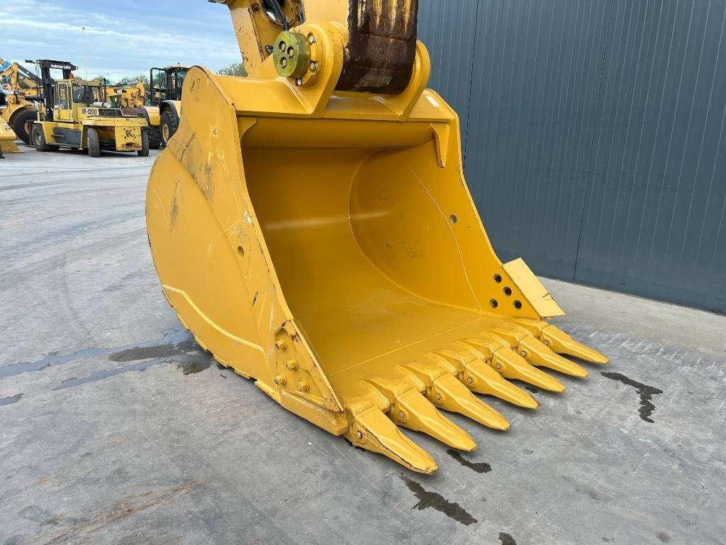 Caterpillar 352FL ME Photo 12