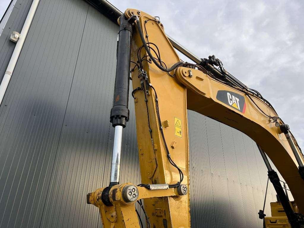 Caterpillar 352FL ME Photo 14