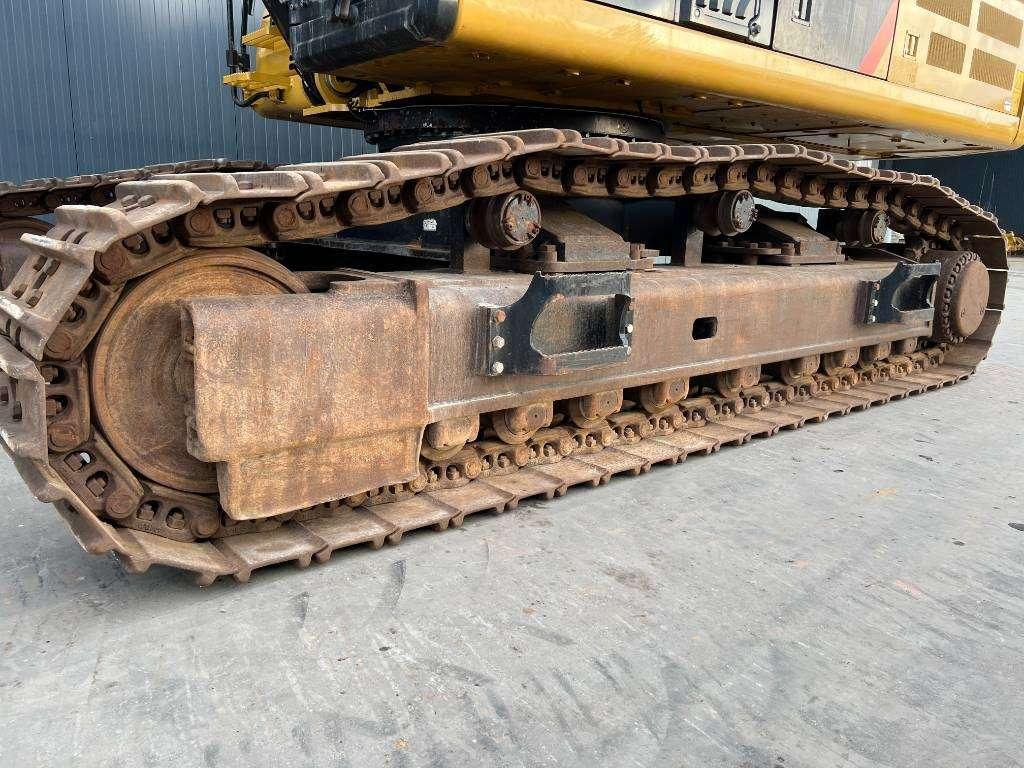 Caterpillar 352FL ME Photo 18