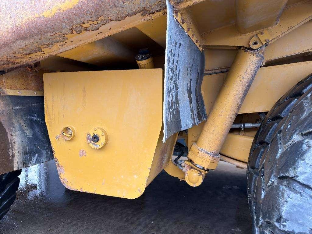Caterpillar 775E Photo 8