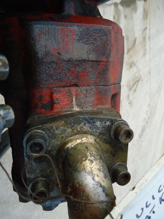 Pompe hydraulique pour Fiat Kobelco W270 Photo 3