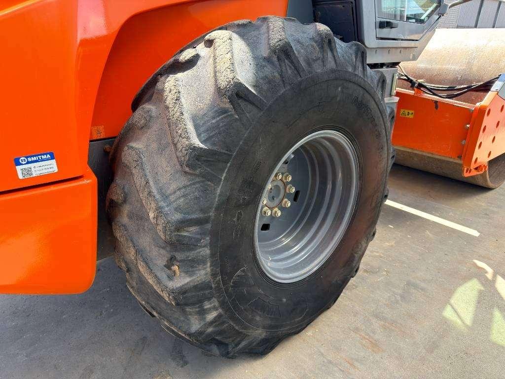 Hamm H16i Photo 16