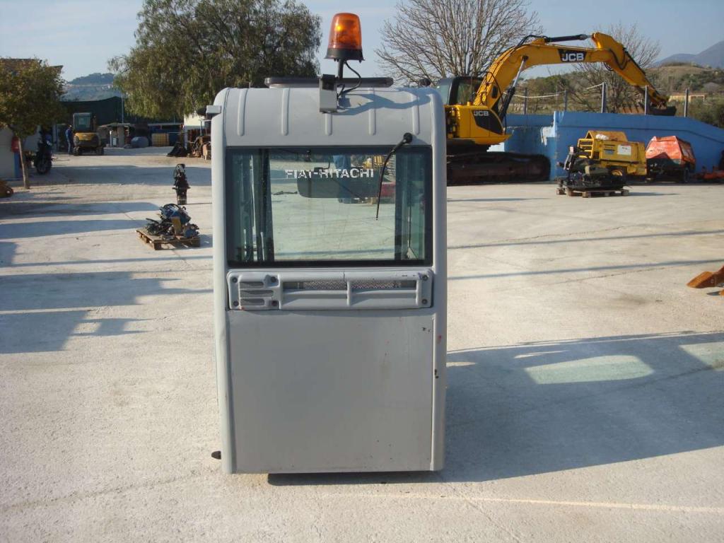 Cabine pour Fiat Hitachi FH 150W3 Photo 5
