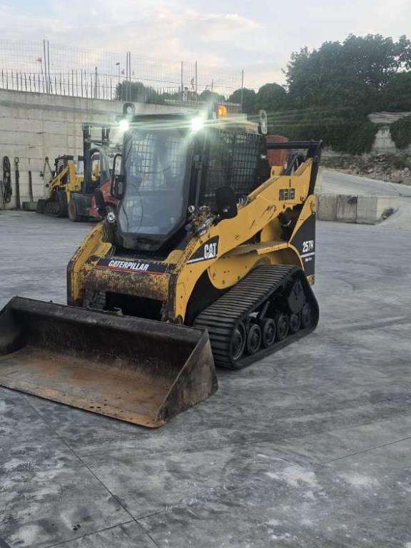 Caterpillar 257B Photo 1