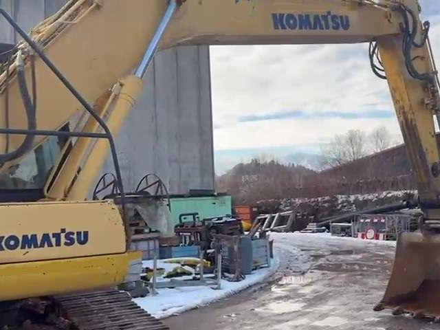 Komatsu PC 230  NHD Photo 2