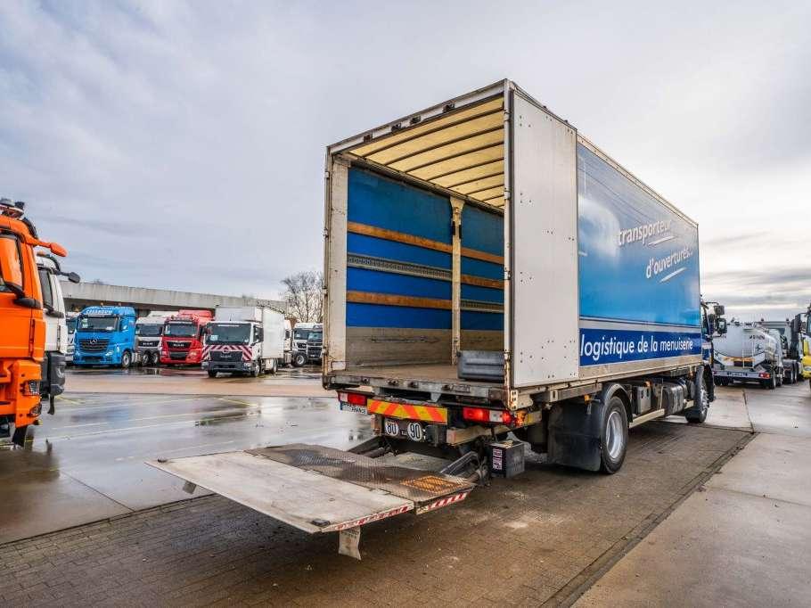 Renault PREMIUM 320 DXI Photo 5