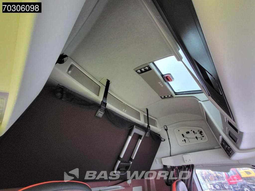Volvo FH16 780 4X2 NEW! XL Retarder Full-Air I-ParkCool 2xTanks Alcoa's Photo 29