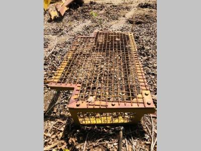 Gril pour Caterpillar en vente par Duranti s.a.s.