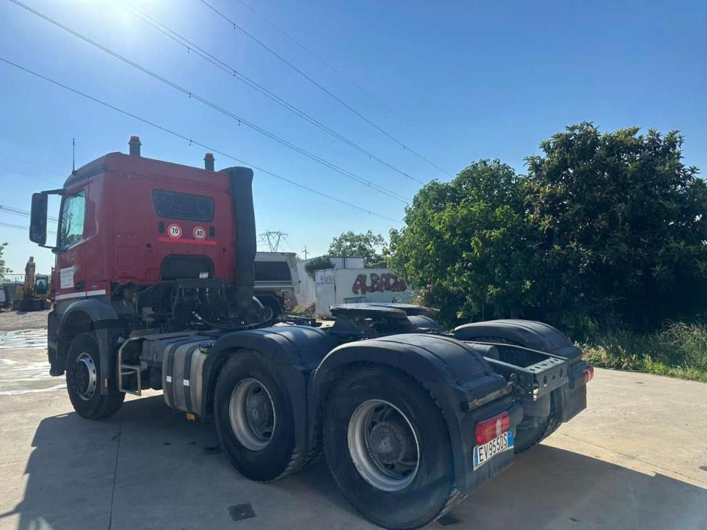 Mercedes-Benz Arocs 6x4 Photo 4