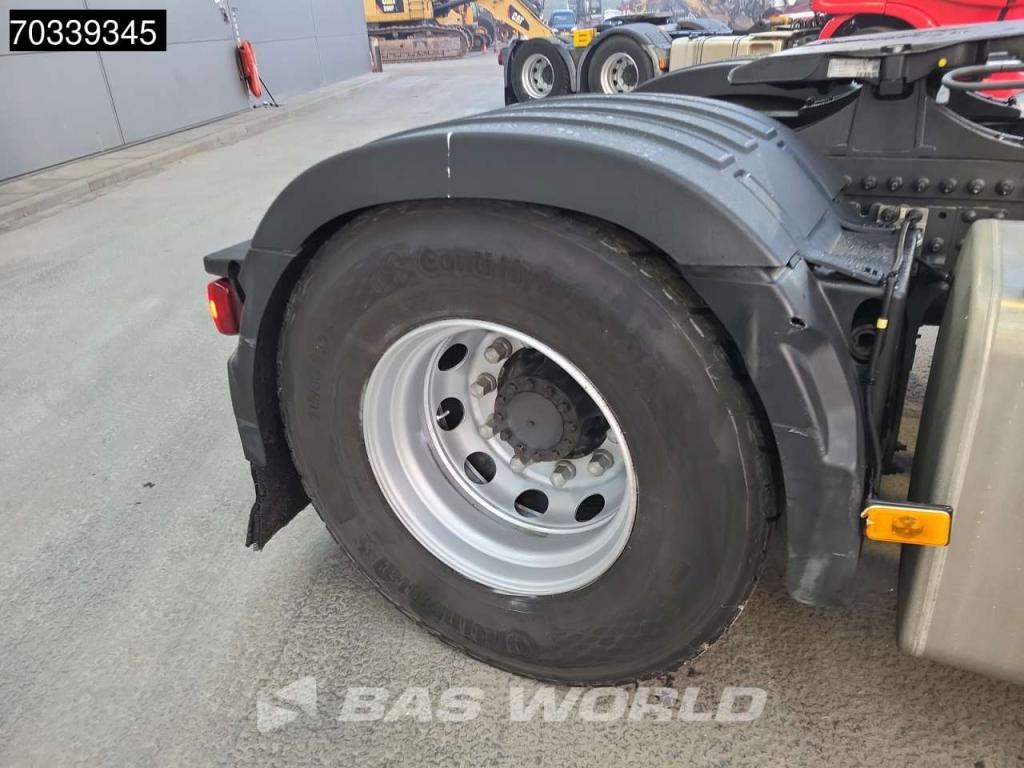 Volvo FH 460 4X2 ADR 2x Tanks Cruise Control Photo 17