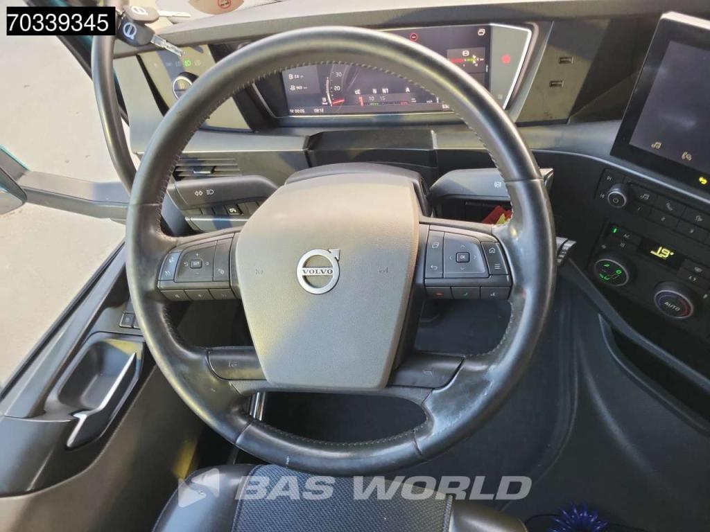 Volvo FH 460 4X2 ADR 2x Tanks Cruise Control Photo 21