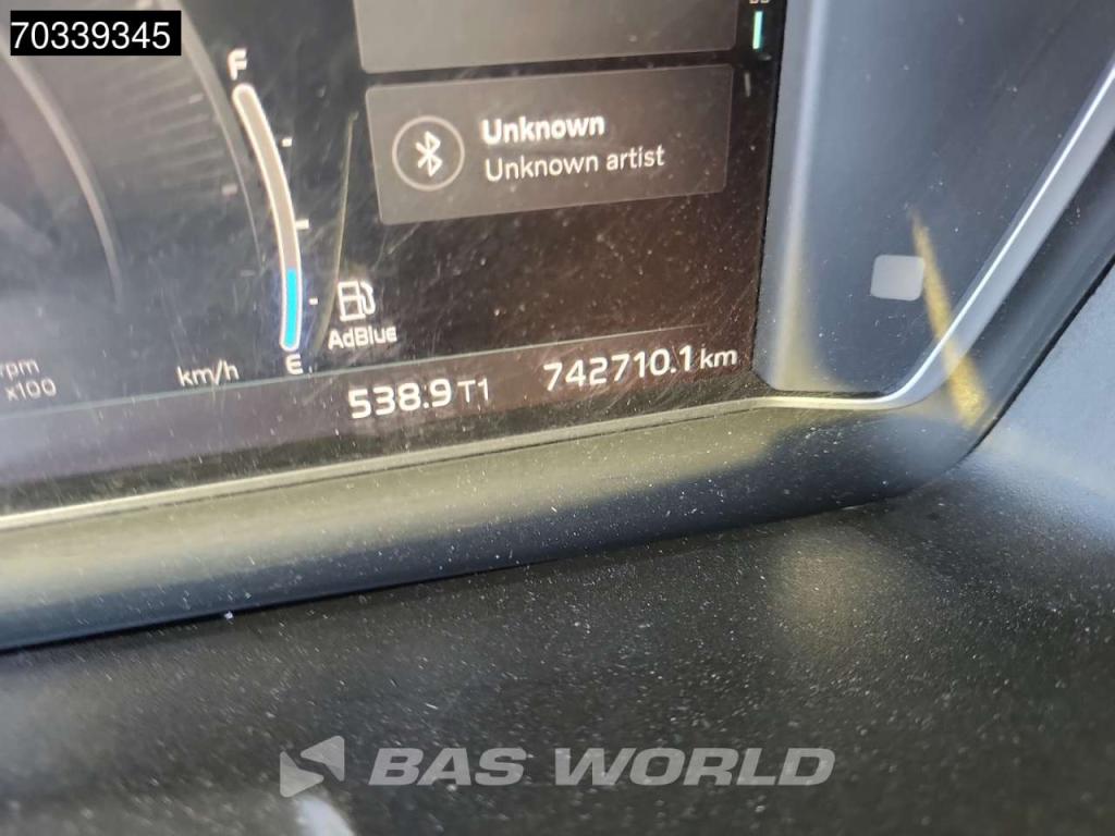 Volvo FH 460 4X2 ADR 2x Tanks Cruise Control Photo 27