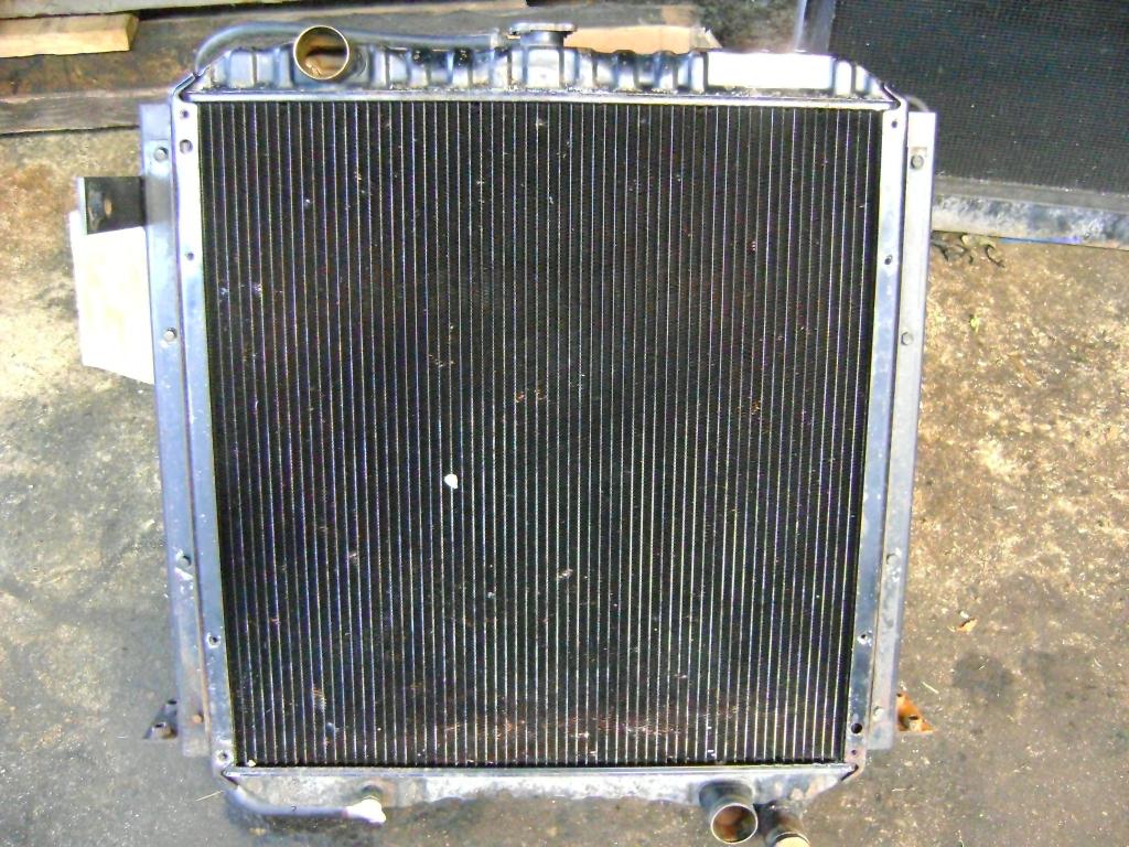 Radiateur eau pour Fiat Hitachi Ex 165 Photo 1