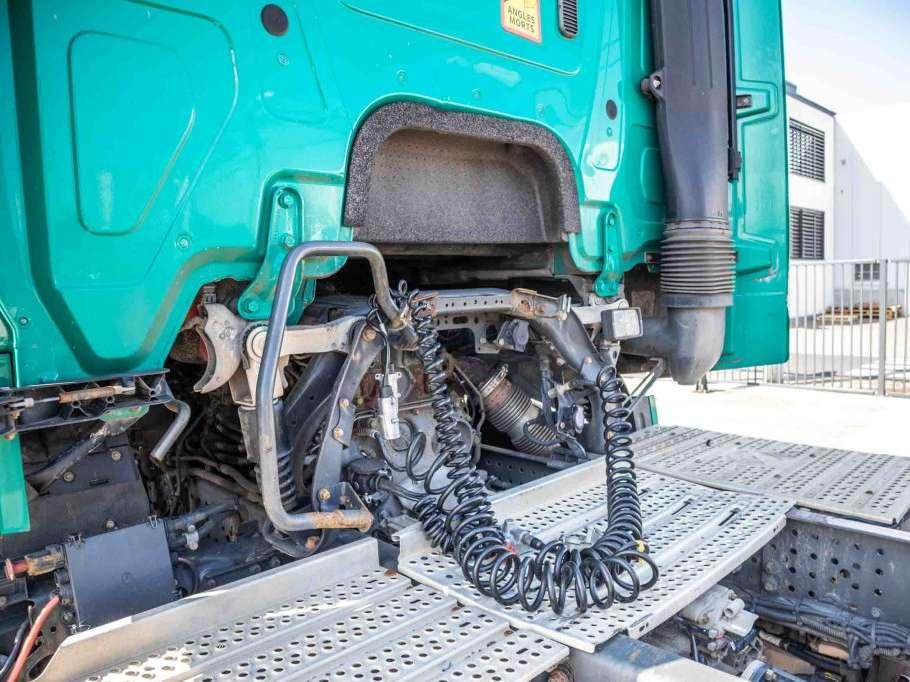 Mercedes-Benz ACTROS 1845 LS Photo 5